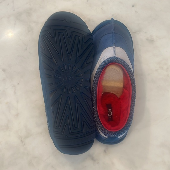 UGG Tazmin Men’s Blue suede size 9 - Picture 3 of 4